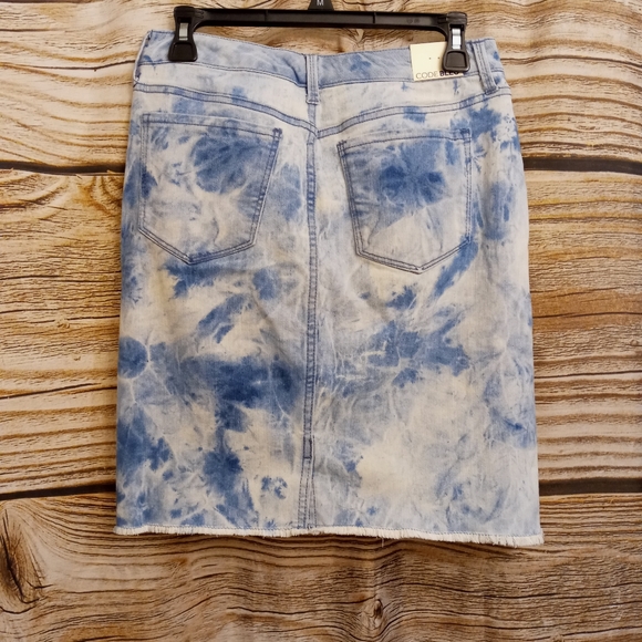 Skirt Bleach Distressed Code Blue - Picture 8 of 10